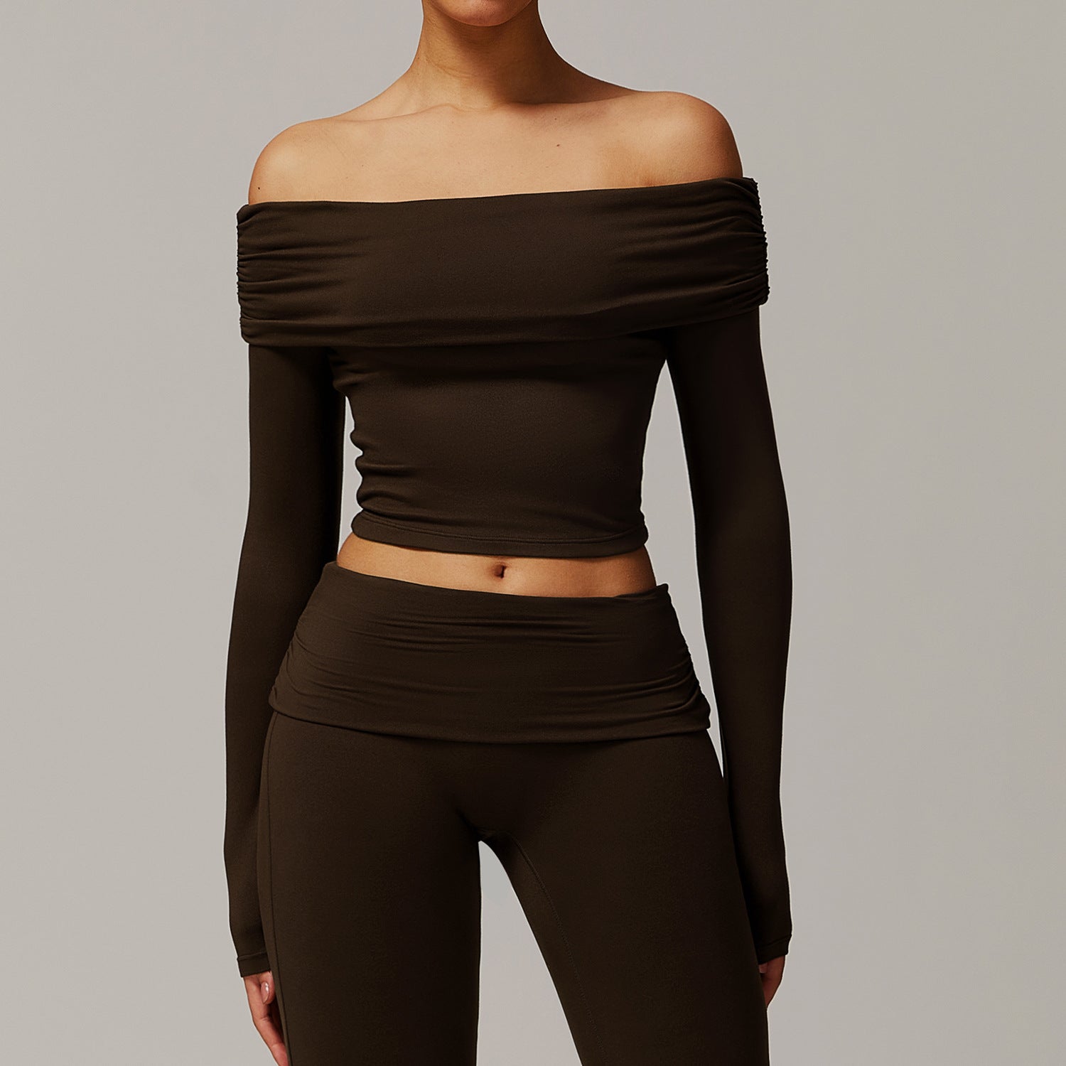 Chic Off Shoulder Long Sleeve Crop Top for Yoga and Everyday Style