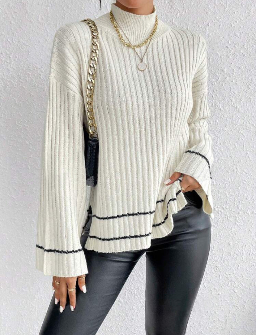 Cozy Loose Fit Ribbed Knit Turtleneck Sweater with Striped Sleeves