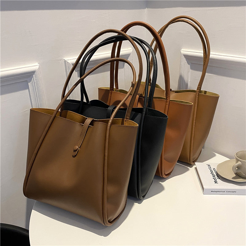 Chic Everyday PU Tote Bag with Pouch - Spacious & Stylish