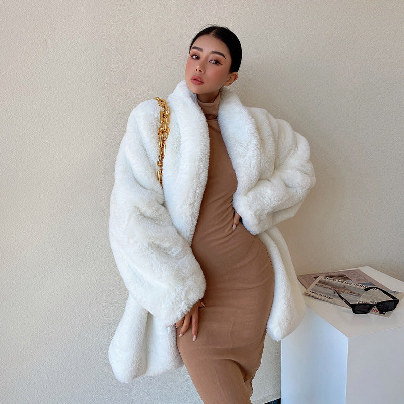 Luxurious Oversized White Faux Fur Winter Coat with Elegant Lapel Collar