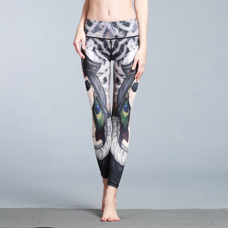 Comfortable Moisture Wicking Striped Cropped Fitness Leggings for Active Lifestyles