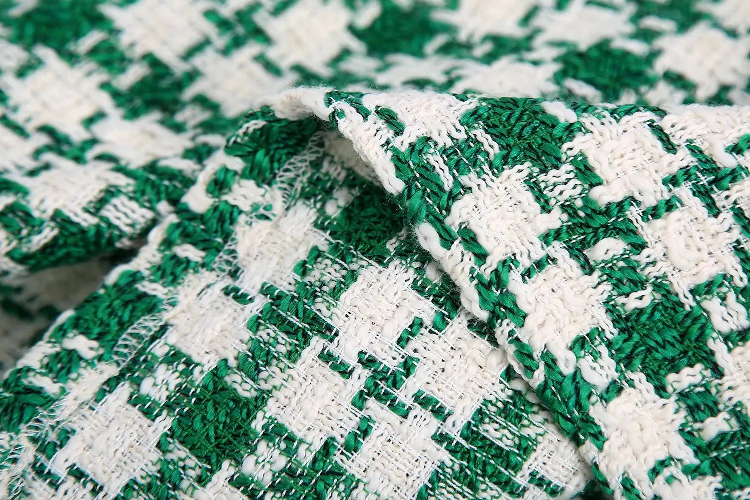 Chic Green and White Plaid Textured Mini Skirt with Elegant Buckle Detail