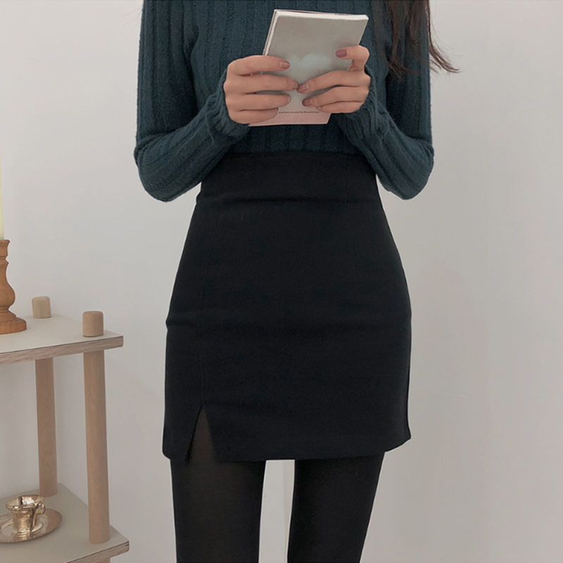 Flattering High Waisted Stretch Mini Skirt with Stylish Side Slit Detail