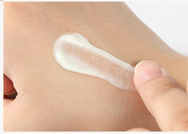 Lanolin Moisturizing Face Cream for Hydrated Skin