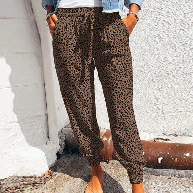 Comfortable Women's Leopard Print Mid Waist Tapered Jogger Trousers with Pockets