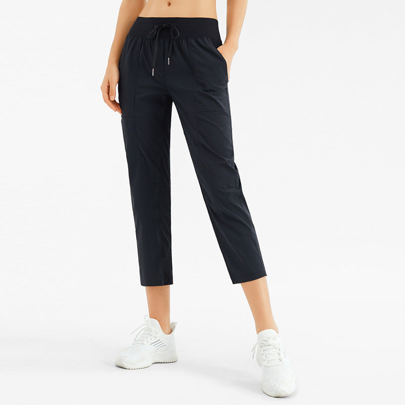 Comfortable Breathable Nine-Point Activewear Pants with Pockets for Yoga and Running