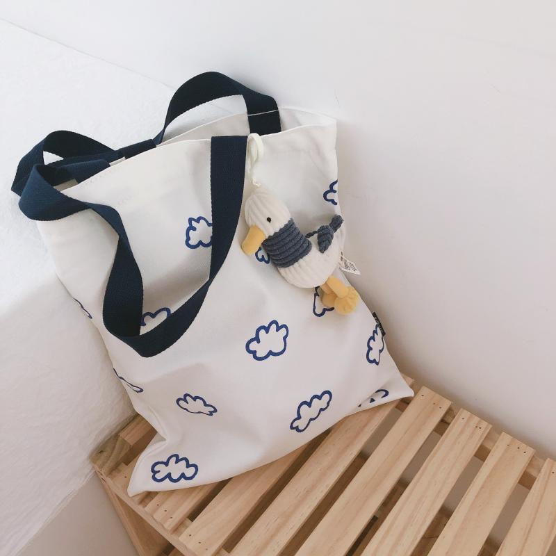 Trendy Cloud Print Canvas Shopping Bag