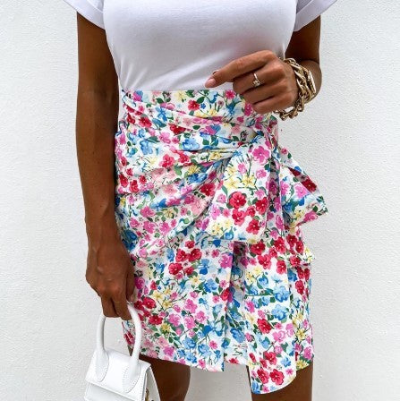 Chic Leopard Print Hip Skirt with Stylish Side Split Detail