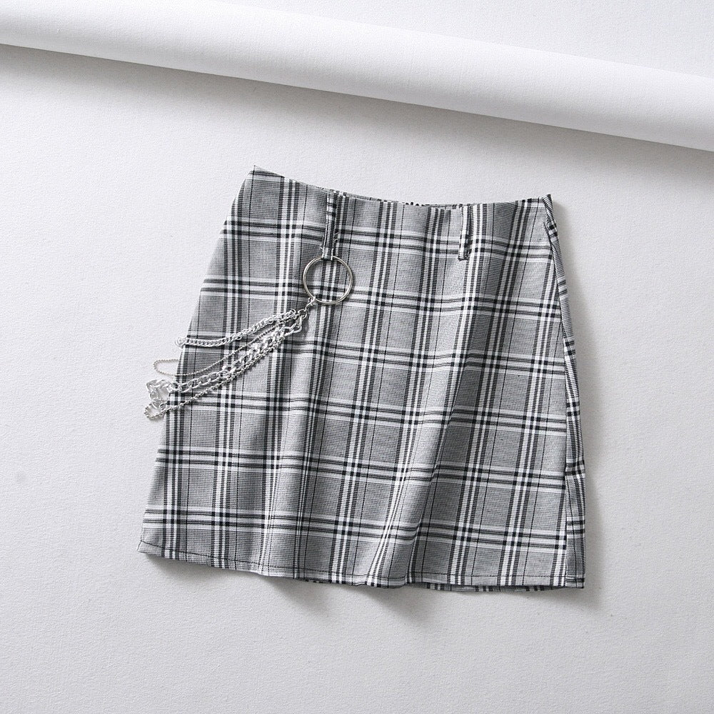 Trendy Plaid Hip Hugging Mini Skirt with Stylish Chain Detail