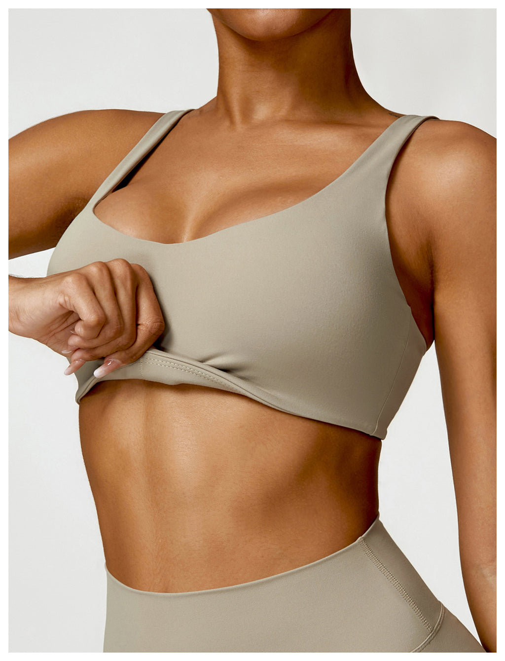 Comfortable Quick Drying Performance Sports Bra for Yoga and Fitness Activities