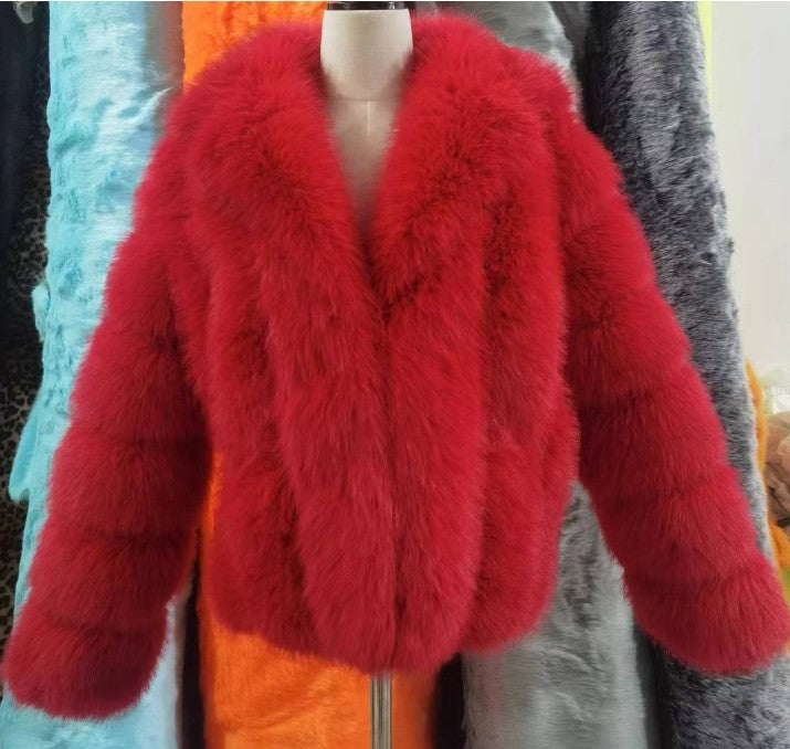 Plush Faux Fur Cropped Jacket for Elegant Evening or Casual Wear