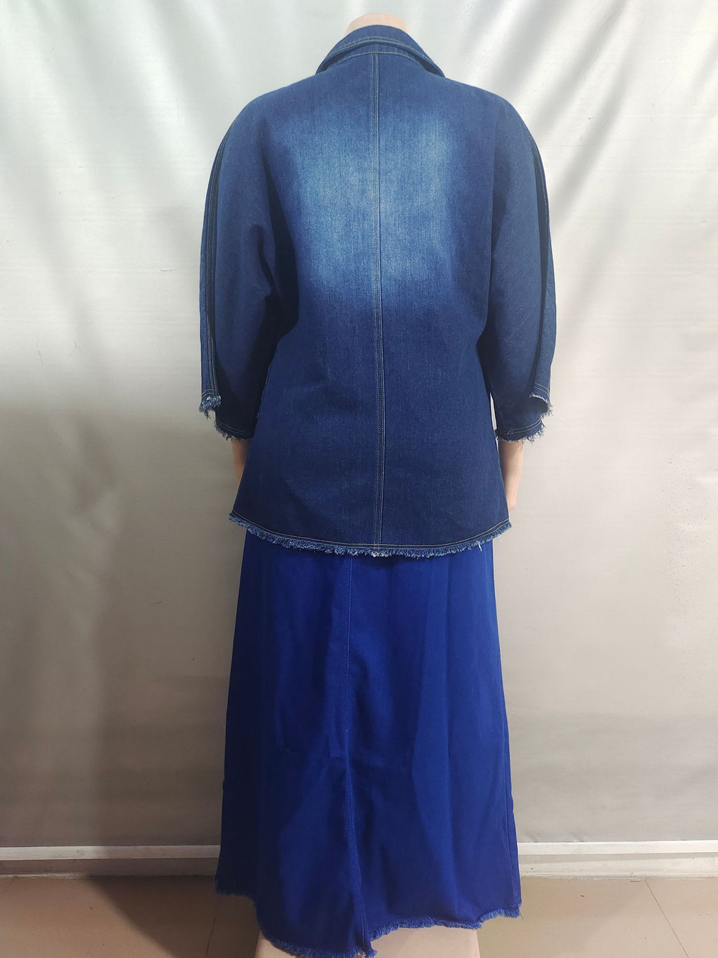 Effortless Street Style Loose Fit Denim Jacket with Raw Edge Batwing Sleeves