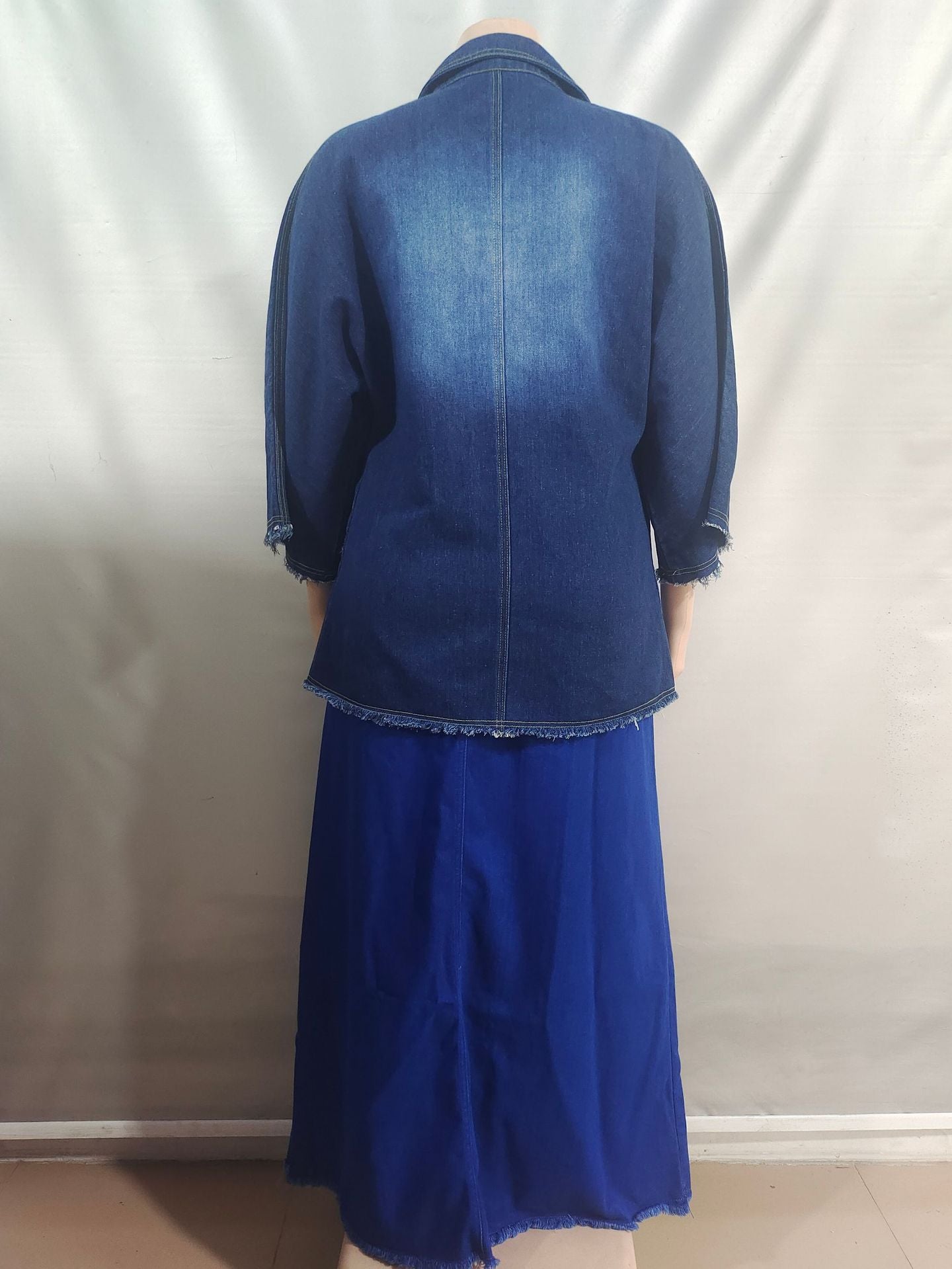 Effortless Street Style Loose Fit Denim Jacket with Raw Edge Batwing Sleeves