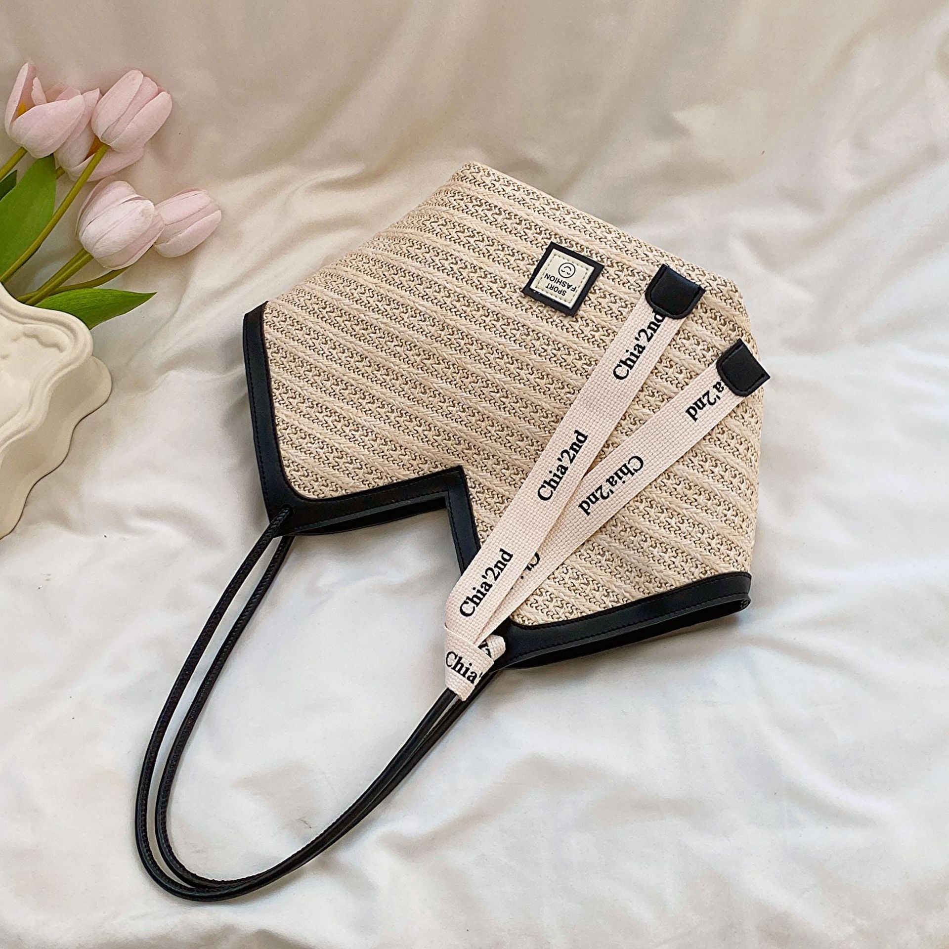 Chic Straw Tote Bag - Large Capacity Commuter Handbag