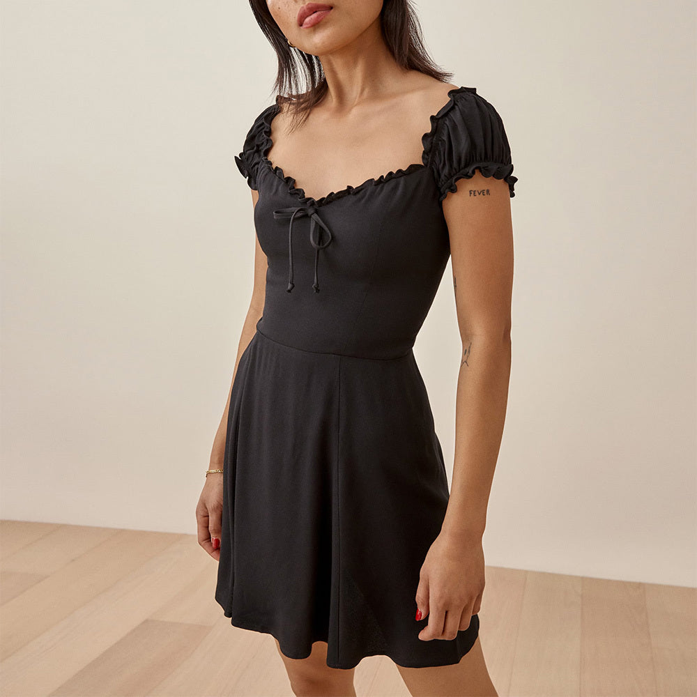 Elegant Floral Smocked Mini Dress for Summer Days