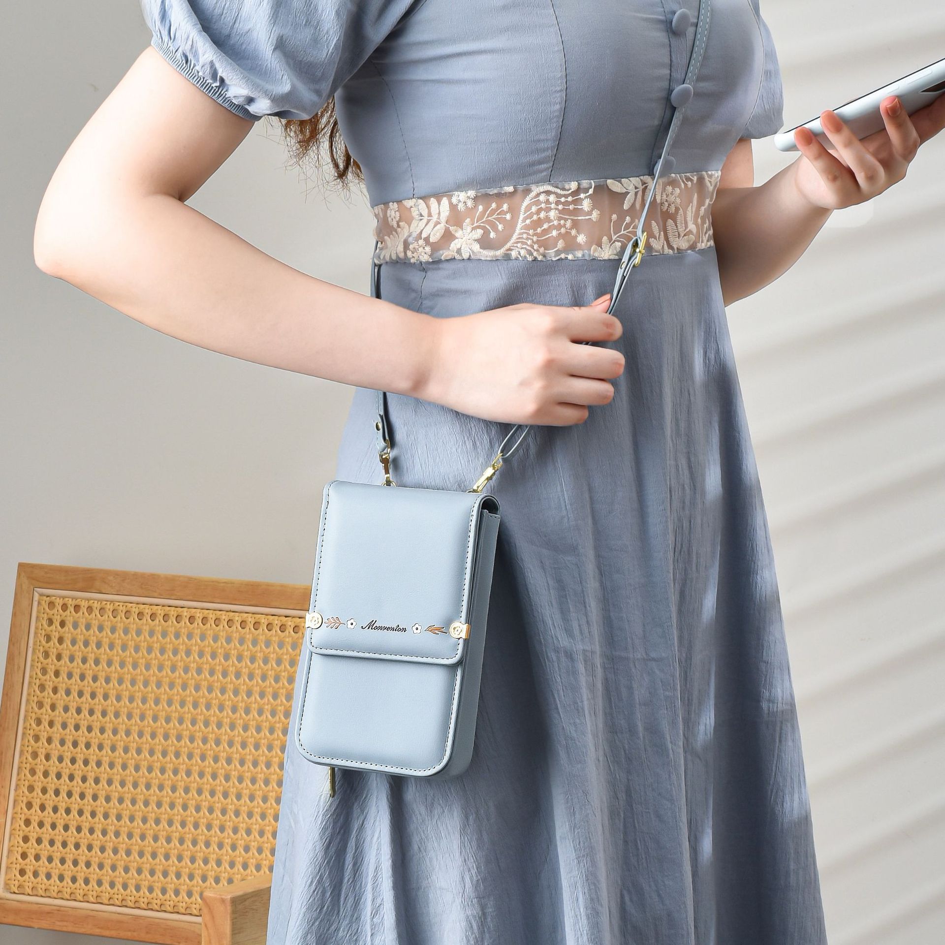 Embroidered PU Leather Mobile Phone Crossbody Bag for Women - Wallet