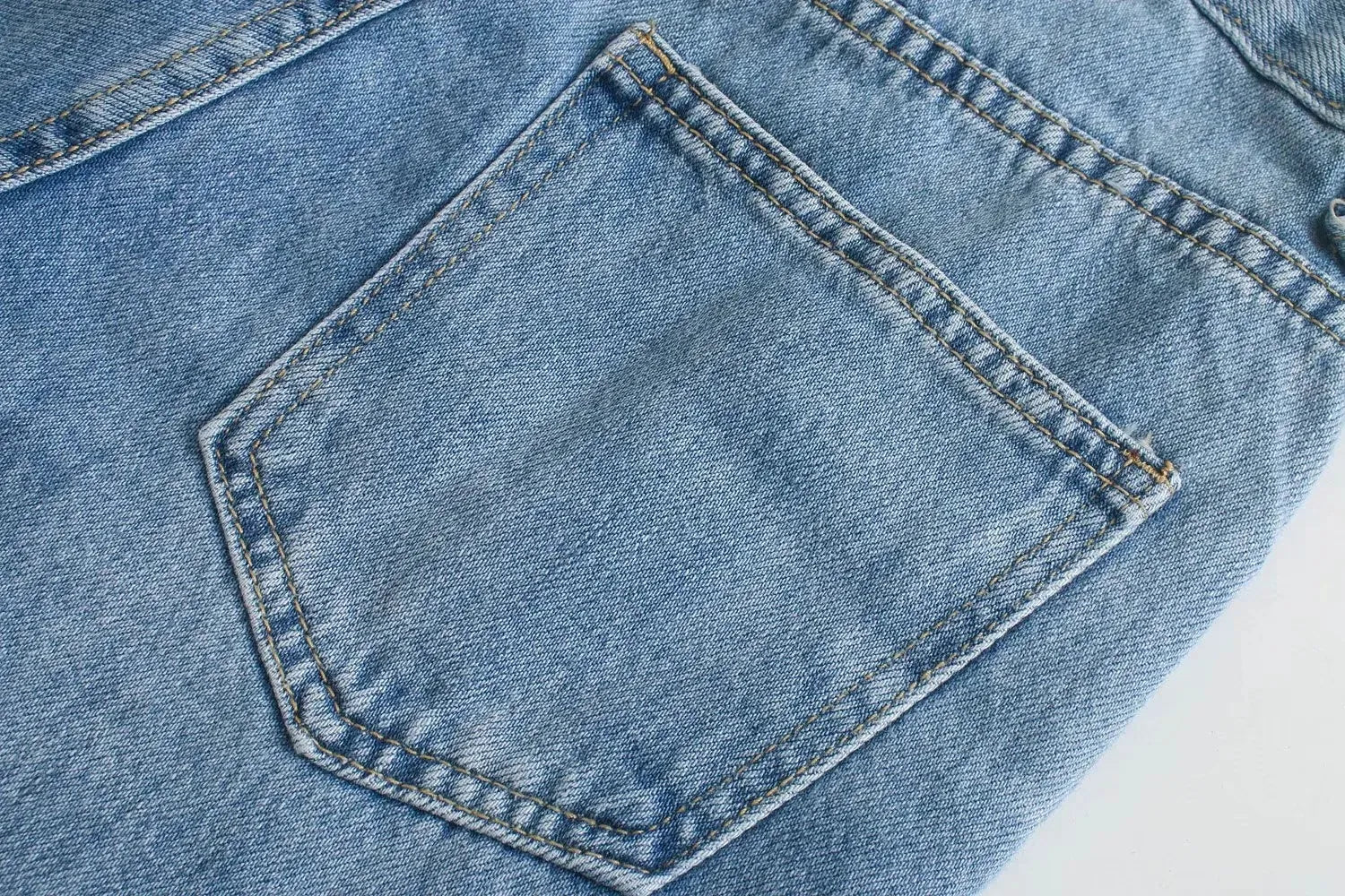 Women's High-Waisted Straight-Leg Denim Jeans