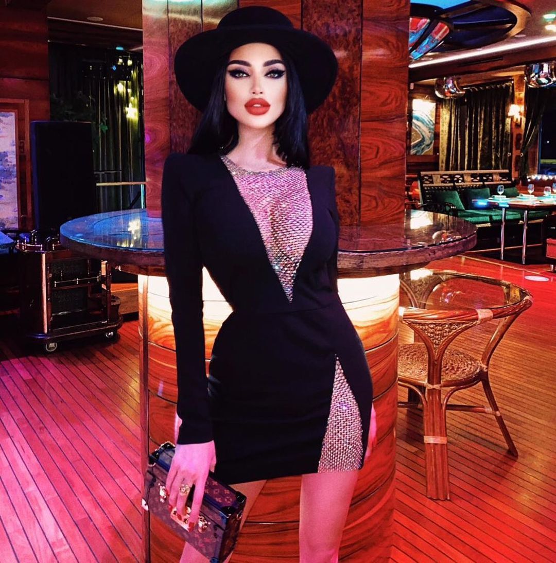 Sleek Black Long Sleeve Party Mini Dress with Dazzling Mesh Detail