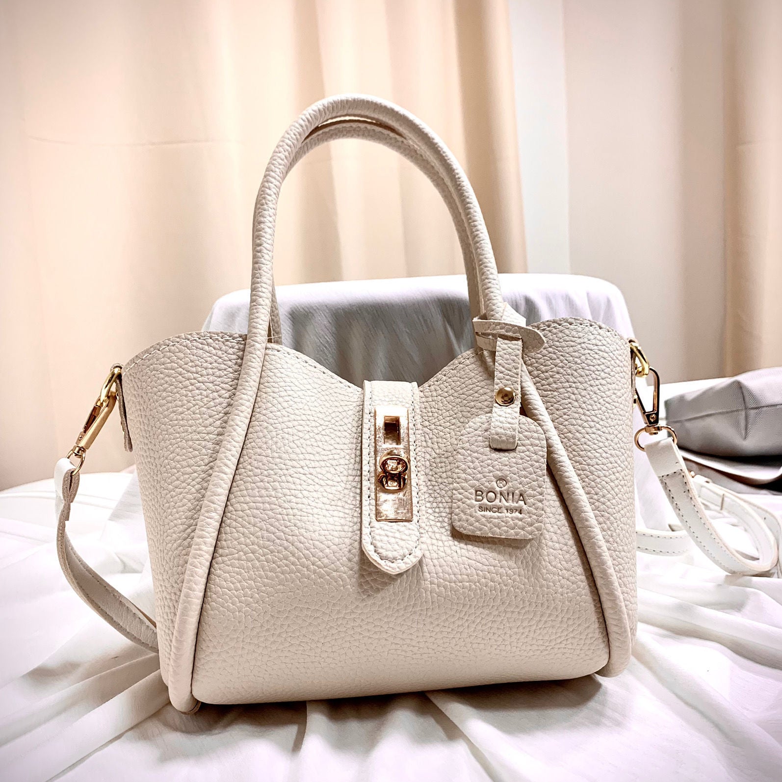 Chic Litchi Pattern Faux Leather Tote Bag with Silk Scarf
