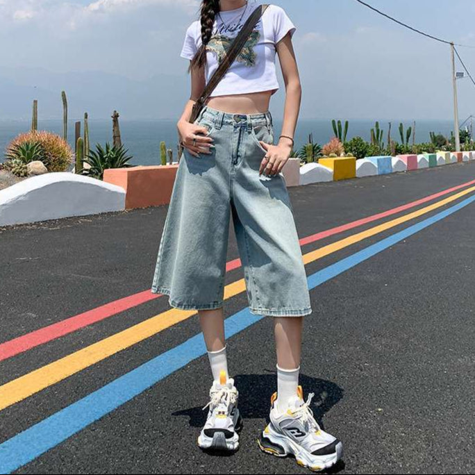 Chic Cropped Wide-Leg Denim Jeans