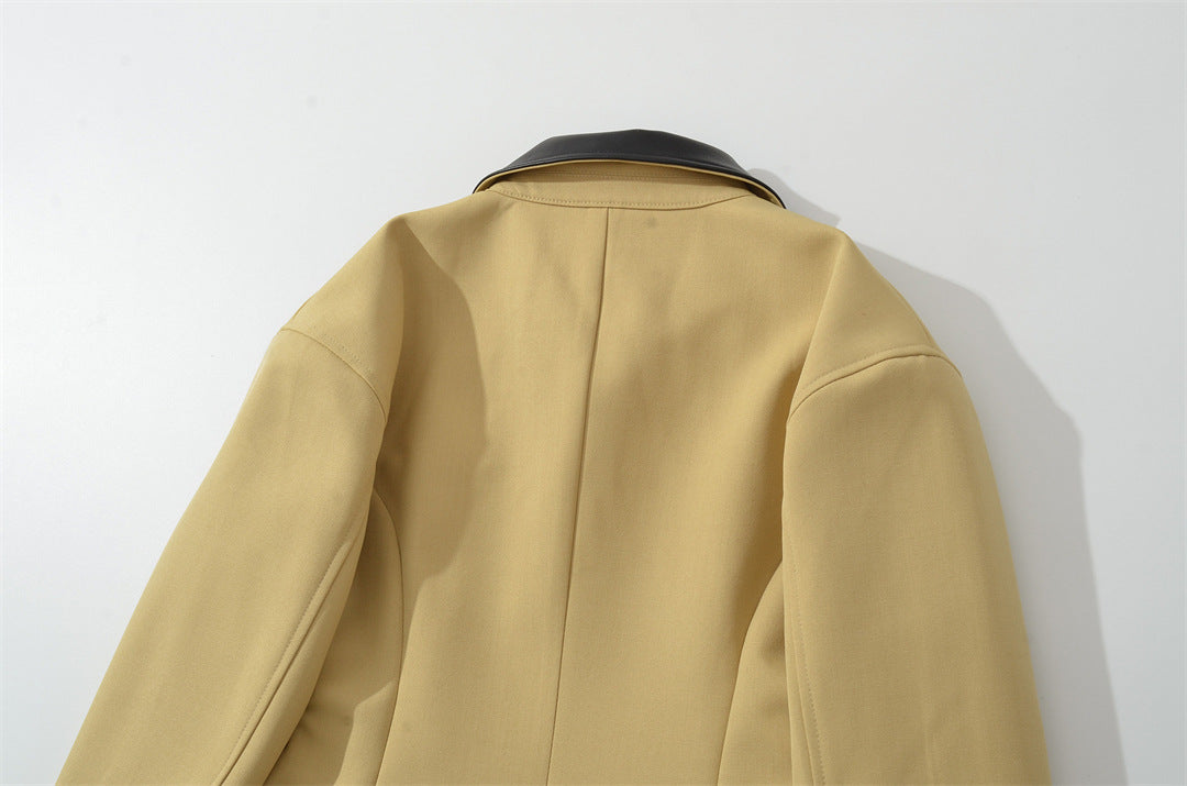 Retro Contrast Lapel Faux Leather Waist-Sculpting Biker Jacket with Zipper Detail