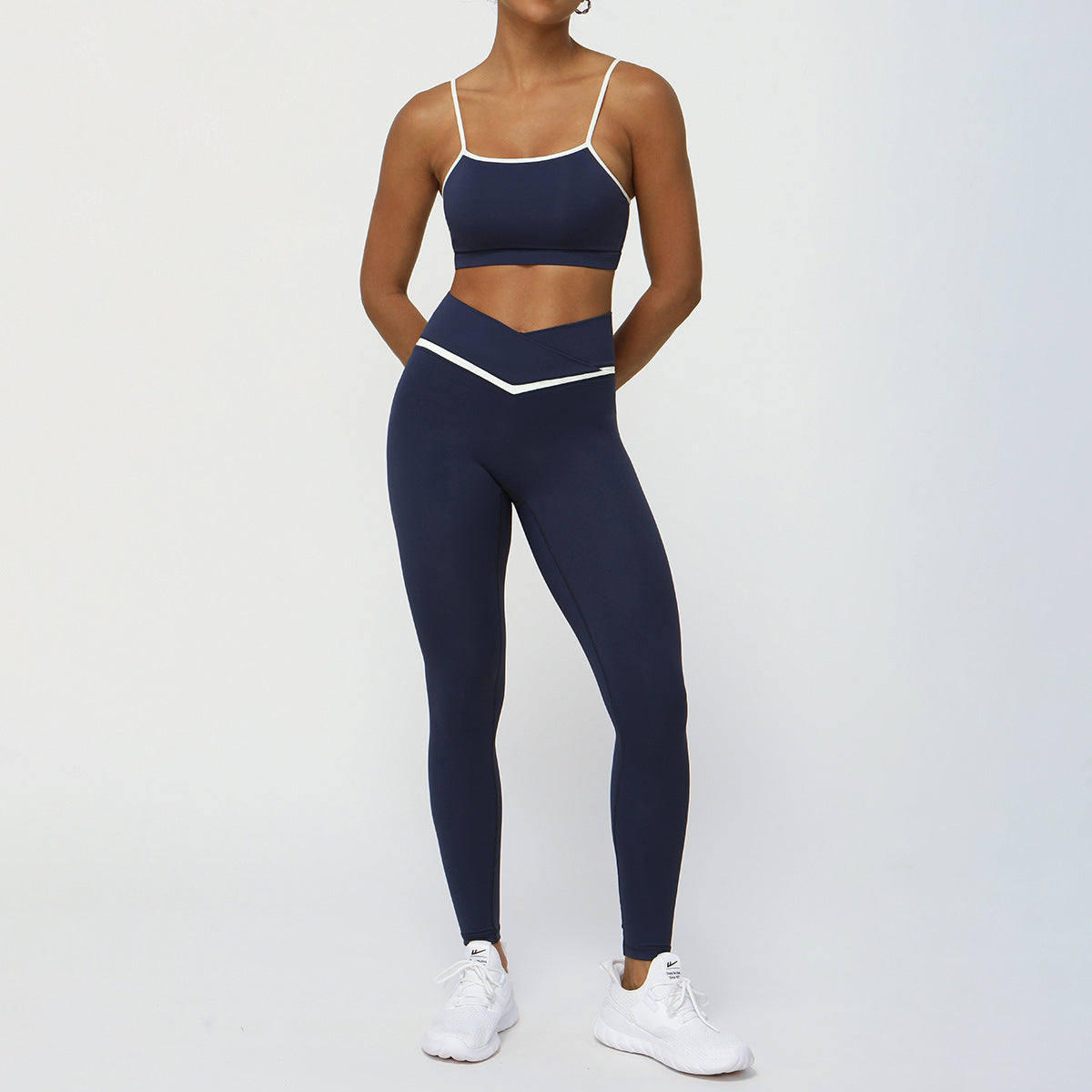 Seamless Hip Lifting Sports Bra and High Waist Activewear Shorts Set