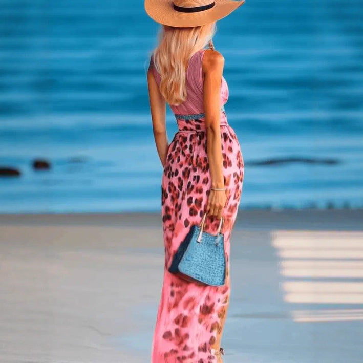 Elegant Leopard Print Halter Neck Maxi Dress with V Neck and Slimming Waist