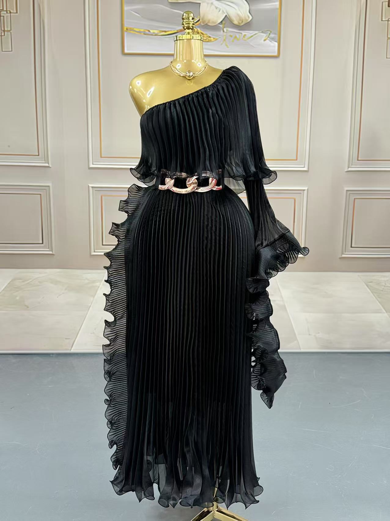 Chic One-Shoulder Pleated Maxi Evening Dress - Ariana Vogue