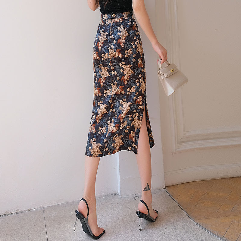 Elegant Floral Print Satin Midi Skirt with Side Slit
