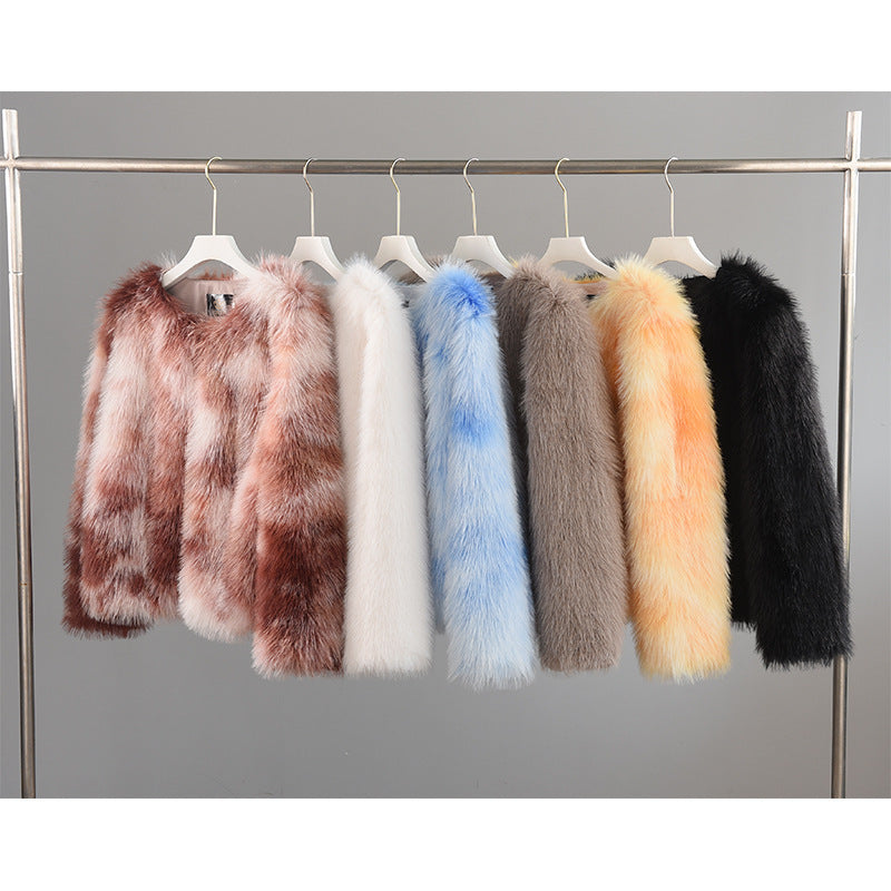 Luxurious Faux Fur Crew Neck Jacket for Autumn and Winter Elegance