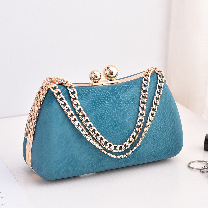 Elegant Chain Crossbody Shoulder Bag for Evening & Party - Chic PU Clutch