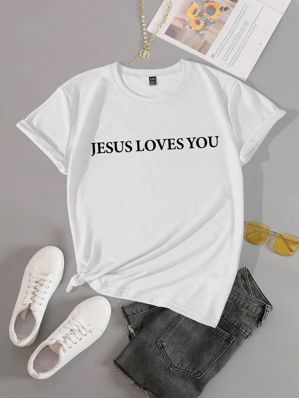Jesus Loves You Women's Graphic T-Shirt