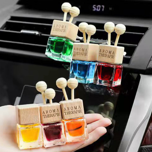 Aromatherapy Car Vent Diffuser & Oil - 2 Pcs