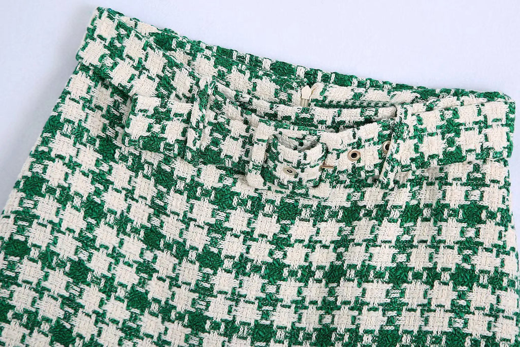 Chic Green and White Plaid Textured Mini Skirt with Elegant Buckle Detail