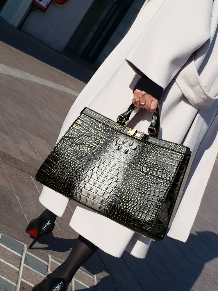 Large Capacity Crocodile Embossed Gradient Shoulder Crossbody Handbag