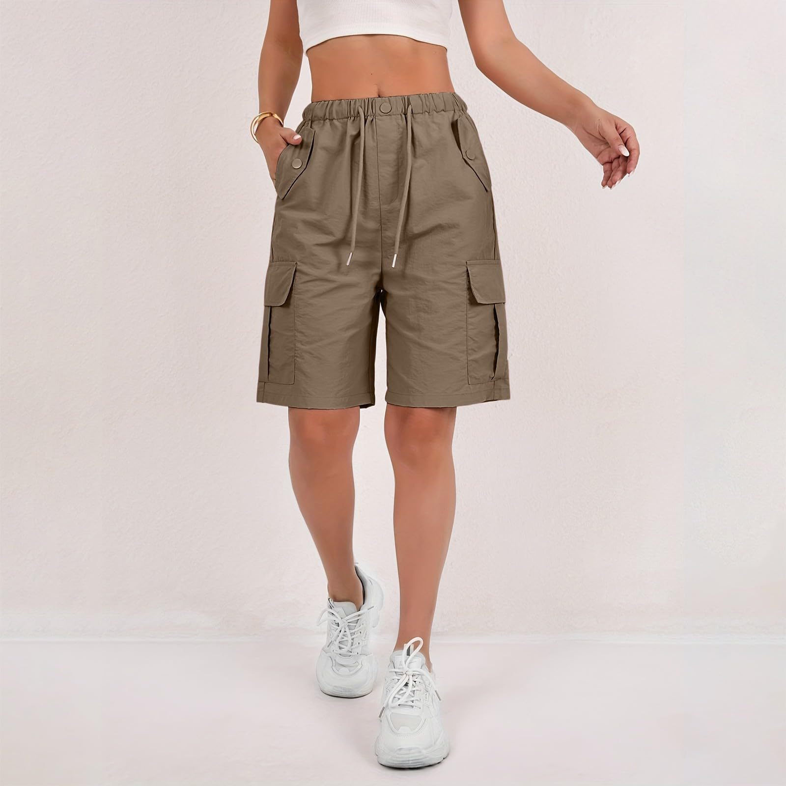 Comfortable Quick-Drying Women's Casual Cropped Cargo Shorts with Pockets