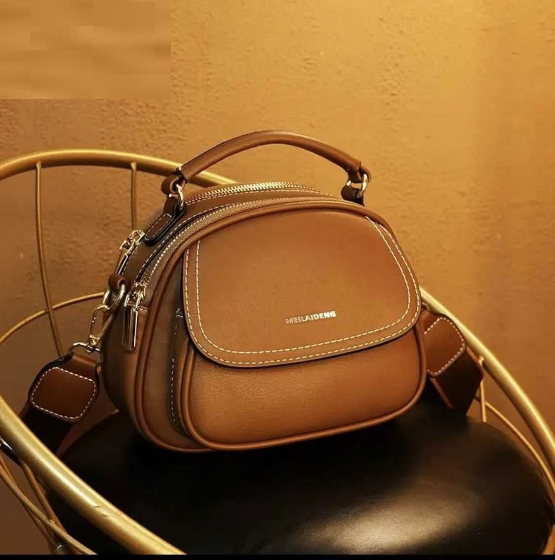 Elegant Everyday Crossbody Shoulder Bag with Dual Carry Handles