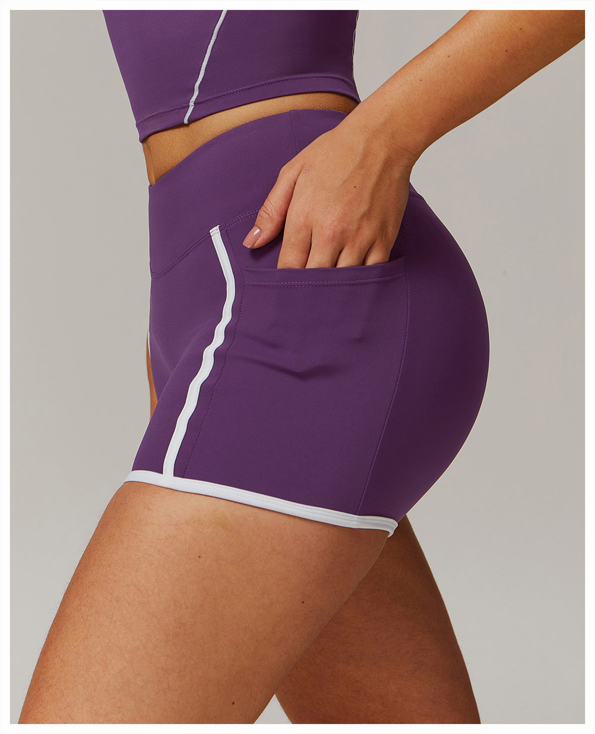 High Waist Nude Feel Performance Shorts with Side Pockets for Yoga and Active Training