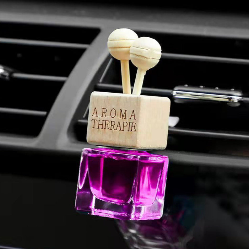 Aromatherapy Car Vent Diffuser & Oil - 2 Pcs
