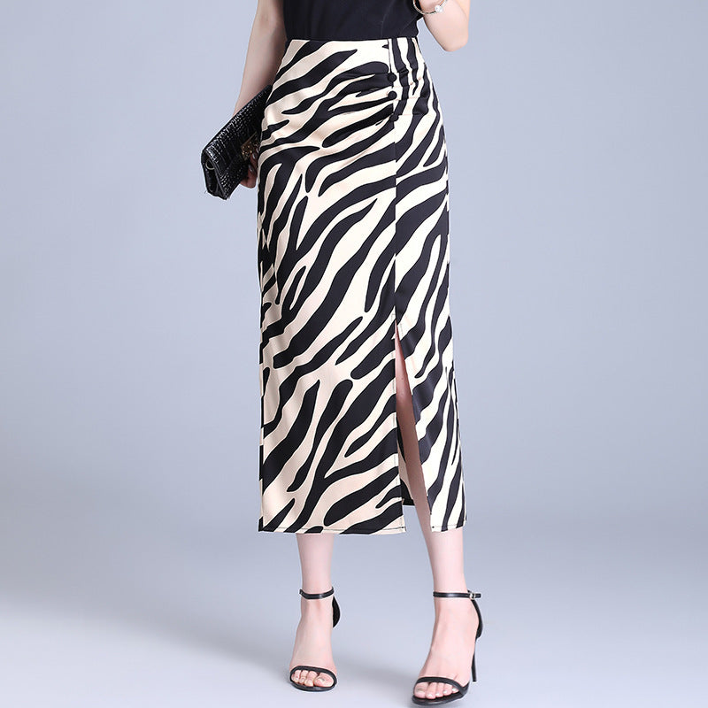 Chic High Waist Zebra Stripe Midi Skirt with Stylish Side Slit