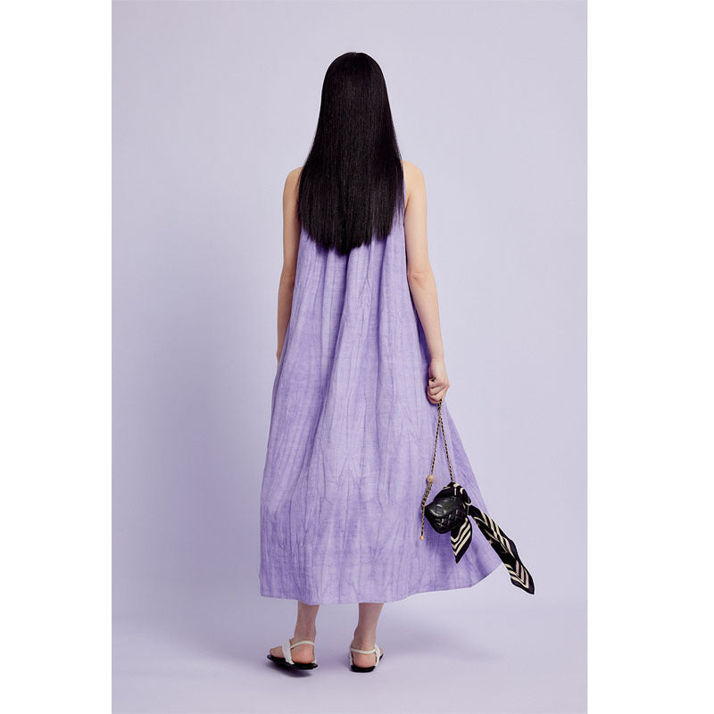 Effortless Relaxed Fit Pleated Neckline Sleeveless Midi Dress with Pockets