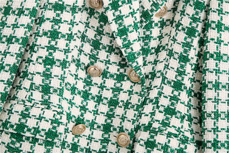 Chic Green and White Plaid Textured Mini Skirt with Elegant Buckle Detail