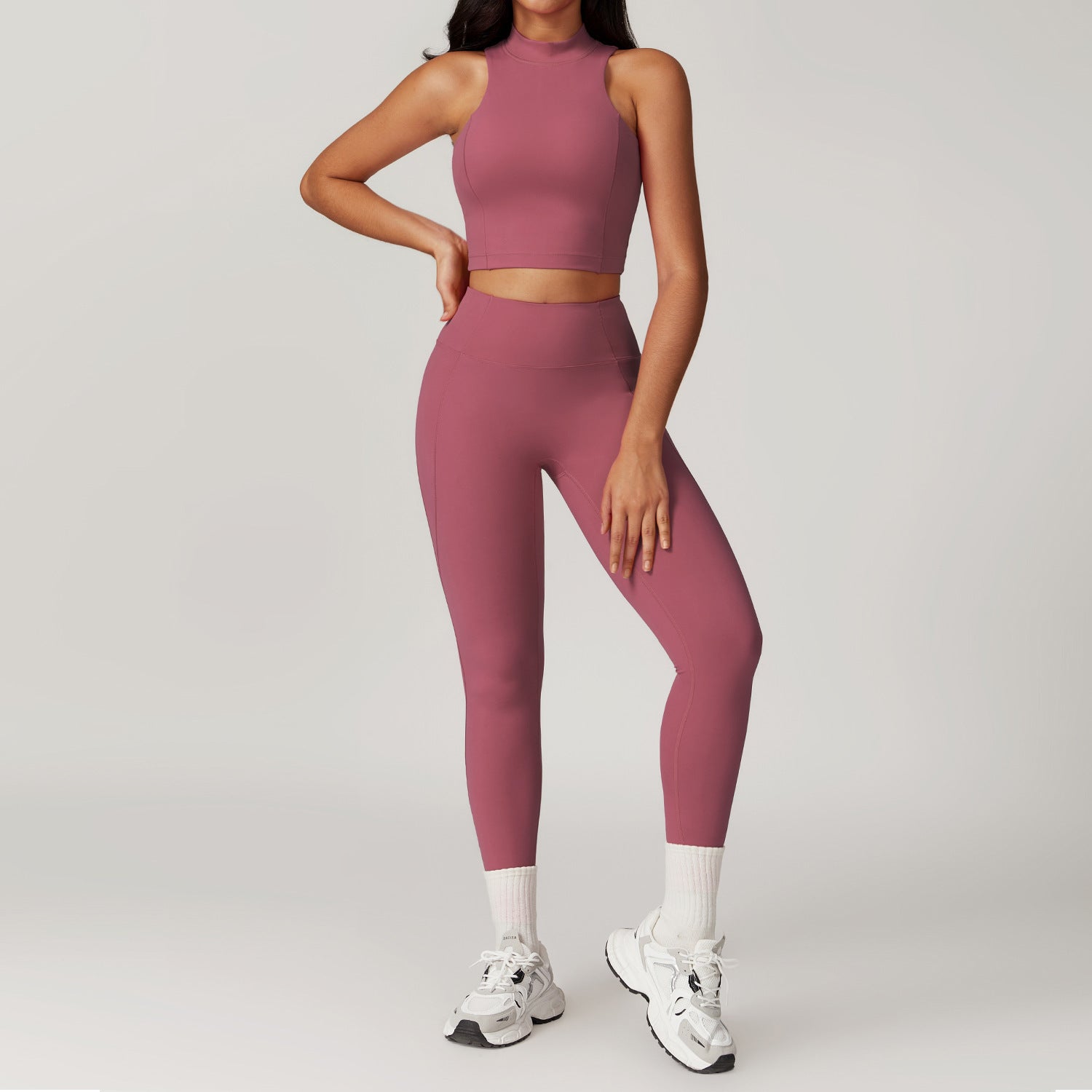 Sleek Mock Neck Crop Top and Athletic Skirt Set for Yoga and TrainingShort