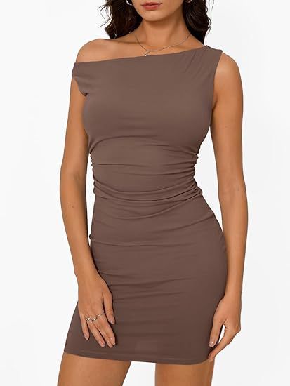 Elegant Off-Shoulder Ruched Mini Dress - Party & Clubwear
