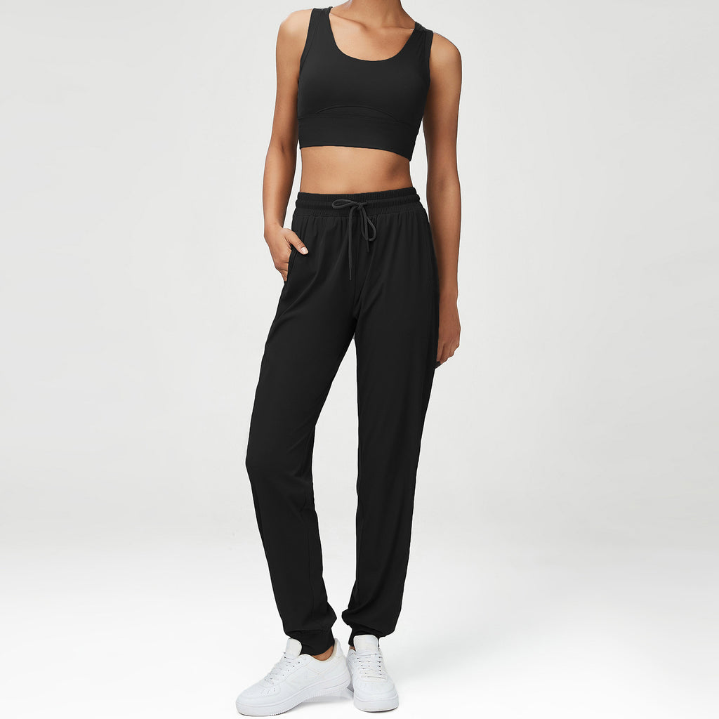 Fashionable Quick Dry Nylon Sports Bra and Jogger Activewear Set