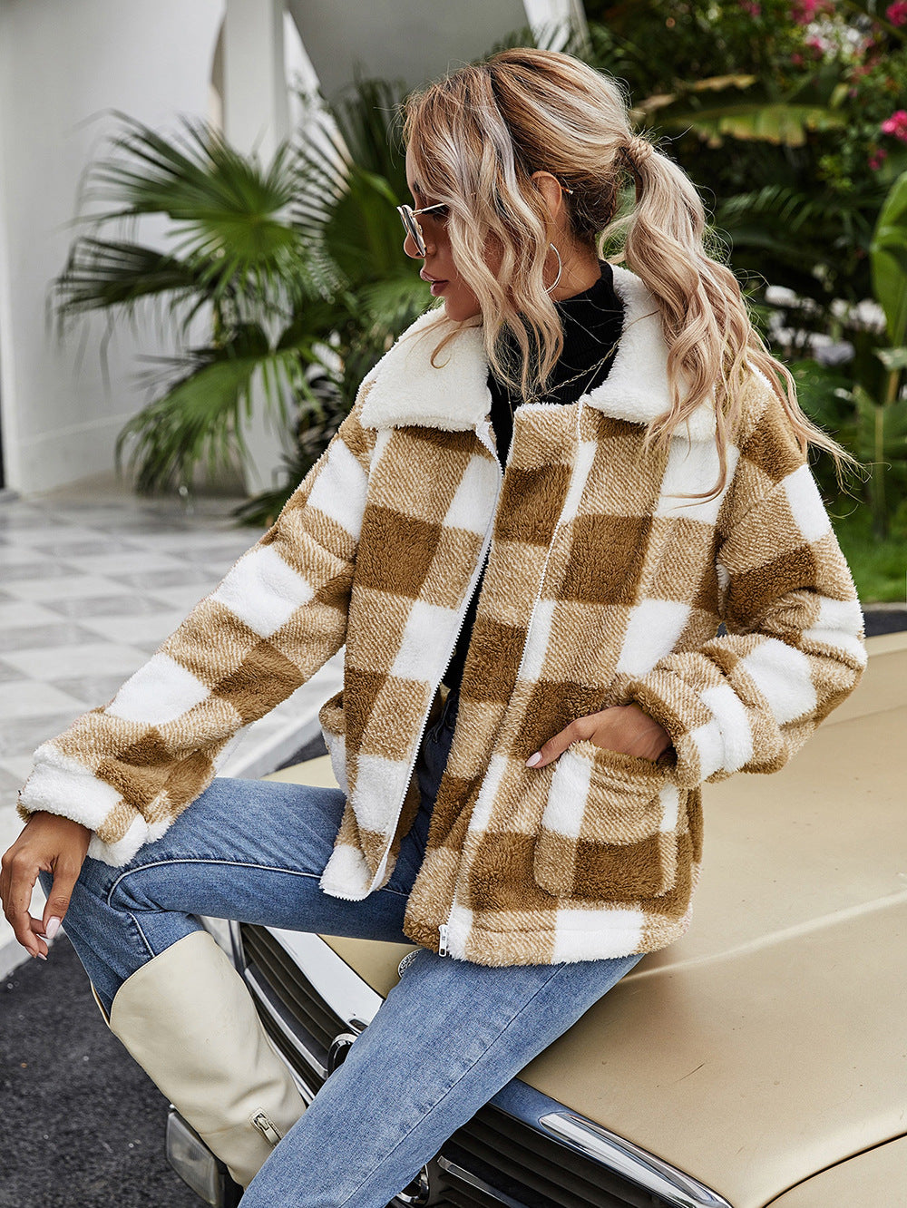 Cozy Warm Plaid Fleece Jacket with Plush Sherpa Collar for Autumn Winter Style