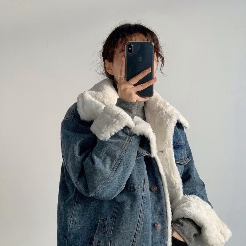 Cozy Plush Lined Denim Jacket with Faux Shearling Collar and Interior