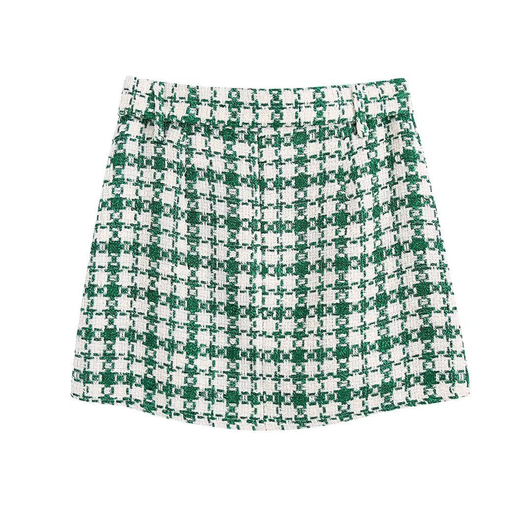 Chic Green and White Plaid Textured Mini Skirt with Elegant Buckle Detail