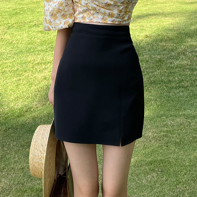 Effortless Solid Color A-Line High Waist Mini Skirt with Chic Slit Detail