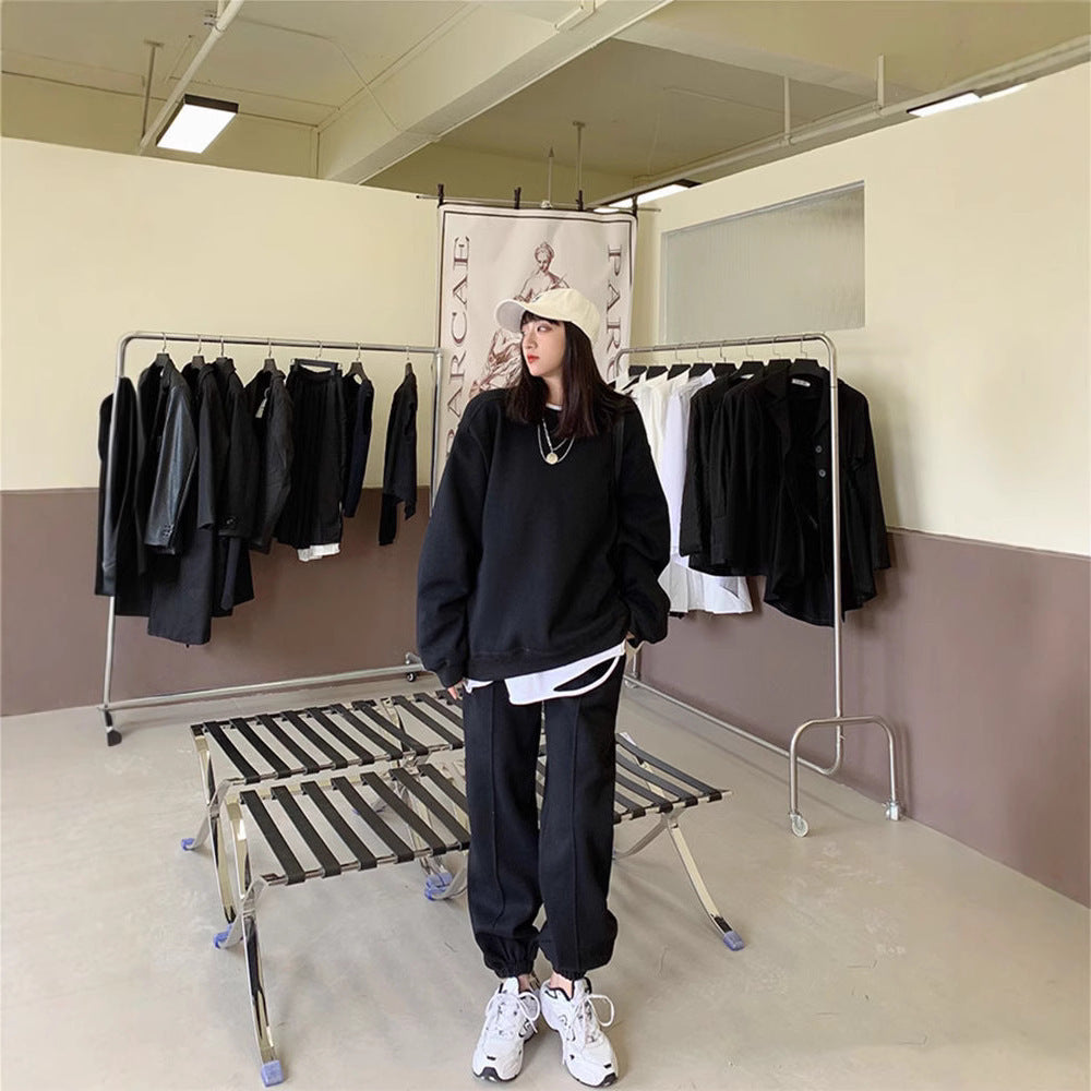 Comfortable Athleisure Loungewear Sweatshirt and Jogger Pant Matching Set